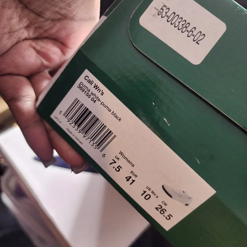 PUMA BLACK AND WHITE SNEAKERS - Picture 2 of 2